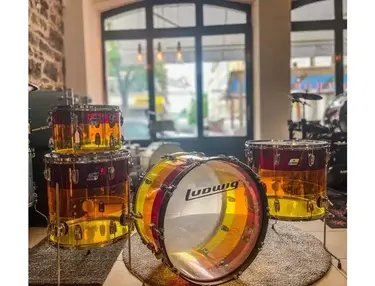 Ludwig Tequila Vistalite Drum Kit