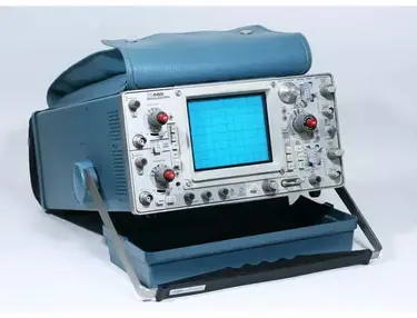 Tektronix 465 Oscilloscope