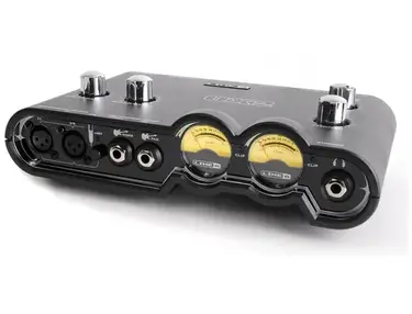 Line 6 UX 2