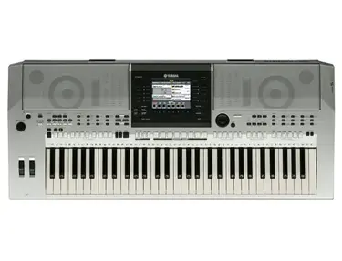 Yamaha PSR S-900