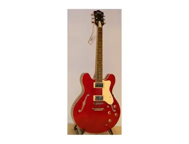 Tanglewood Memphis AS-35 Guitar