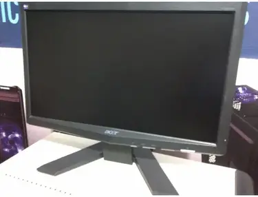 Acer x163w LCD Monitor