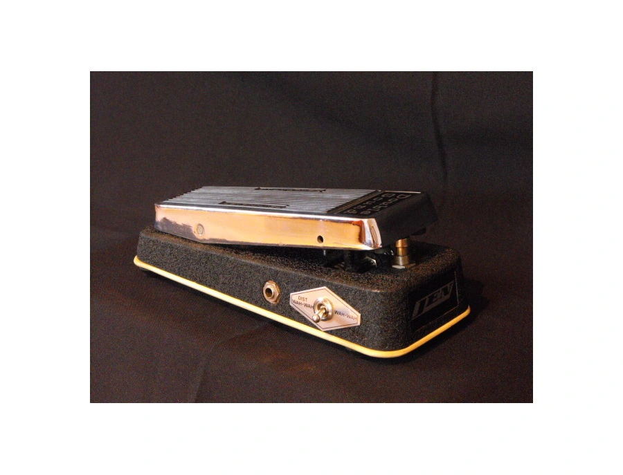 JEN Double Sound Fuzz Wah - What To Know & Where To Buy | Equipboard JEN Double Sound Fuzz Wah - What To Know & Where To Buy | Equipboard