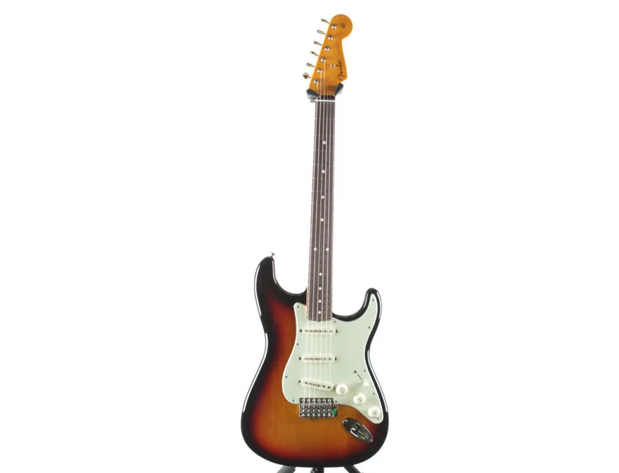 Fender Classic Series '60s Stratocaster Electric Guitar - What To Fender Classic Series '60s Stratocaster Electric Guitar - What To