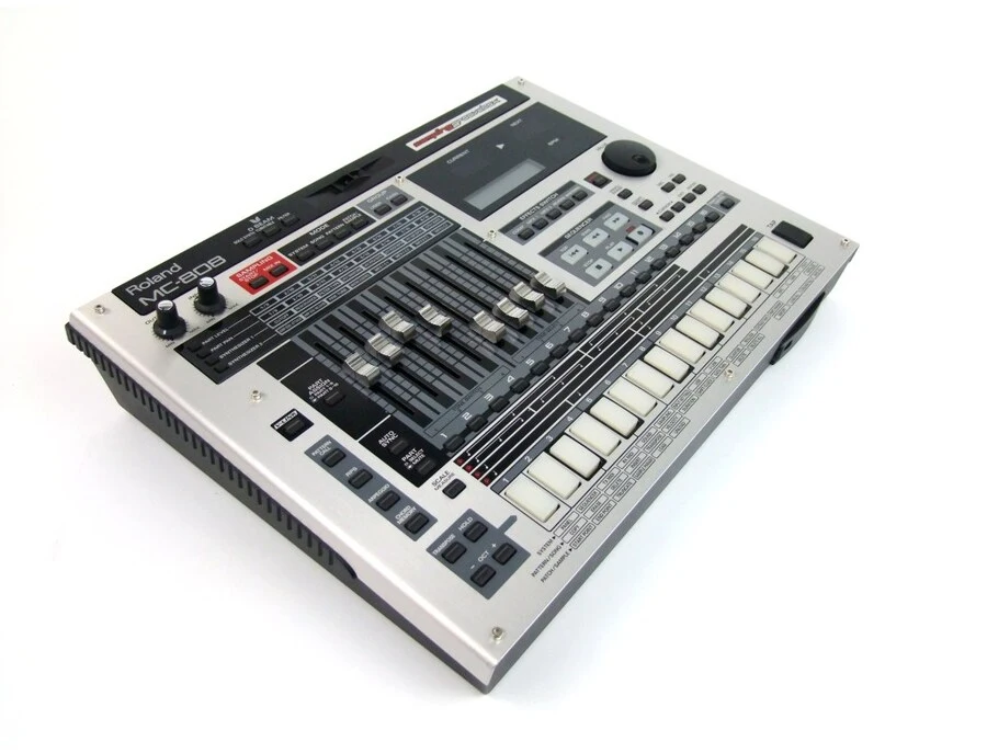 Roland MC-808 Groovebox - What To Know & Where To Buy Roland MC-808 Groovebox - What To Know & Where To Buy