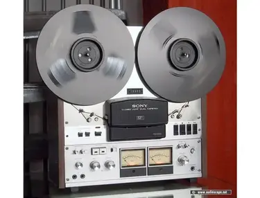 Sony TC-755