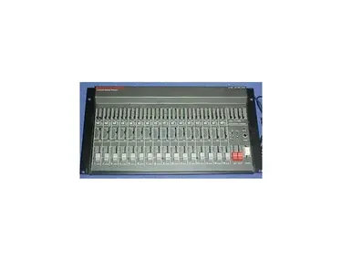Mackie LM-1602
