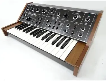 Korg 770
