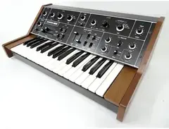 Korg 770