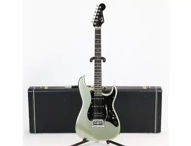 Fender Contemporary Stratocaster (Japan)