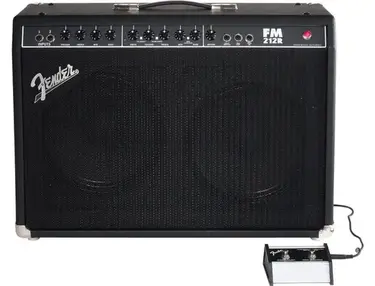 Fender FM 212R