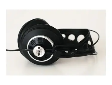AKG K240 Sextett