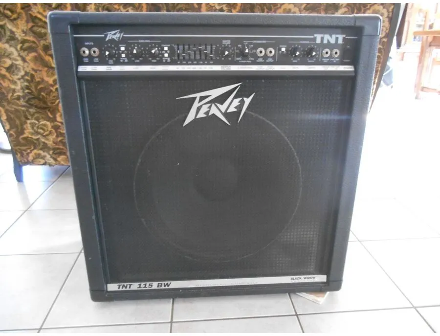 Peavey TNT 115 BW - What To Know & Where To Buy | Equipboard