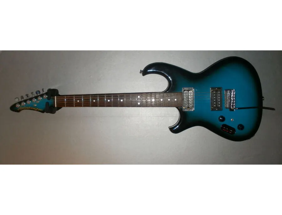 Aria Pro II RS Ina Zuma-V Electric Guitar - What To Know & Where