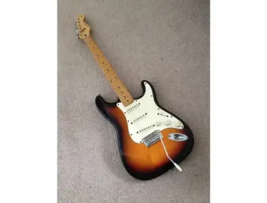 MIK Squier Stratocaster