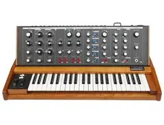Moog Minimoog Voyager Old School