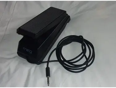 Moog EP-2 Expression Pedal - What To Know & Where To Buy | Equipboard Moog EP-2 Expression Pedal - What To Know & Where To Buy | Equipboard