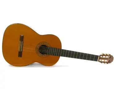 Alvarez Yairi Clase 880