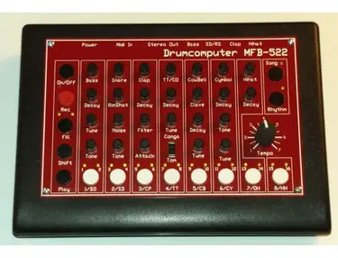 Drumcomputer MFB 522
