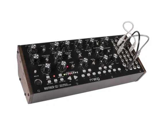Moog Mother-32