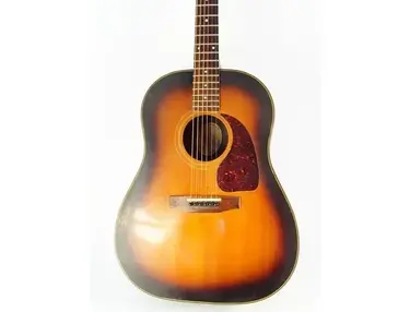 Gibson J25 VS