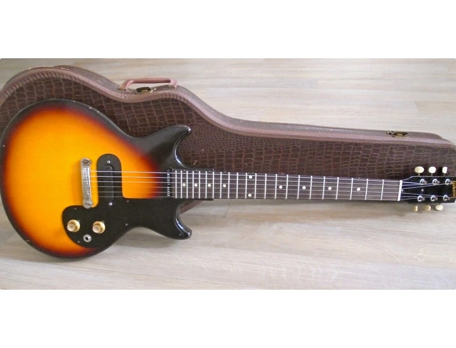 Gibson Melody Maker Double Cutaway Single Pickup - What To Know Gibson Melody Maker Double Cutaway Single Pickup - What To Know