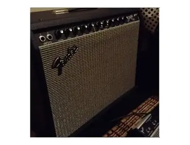 Fender Stage 100