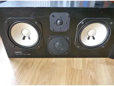 Yamaha NS-40