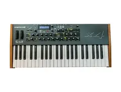 Dave Smith Instruments Mopho x4 Synthesizer Keyboard