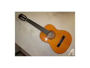 Carlo Robelli Classical Guitar