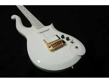 Dave Rusan Cloud Guitar