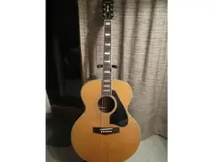 Yamaha SJ-400 1980's Vintage Acoustic Guitar main image
