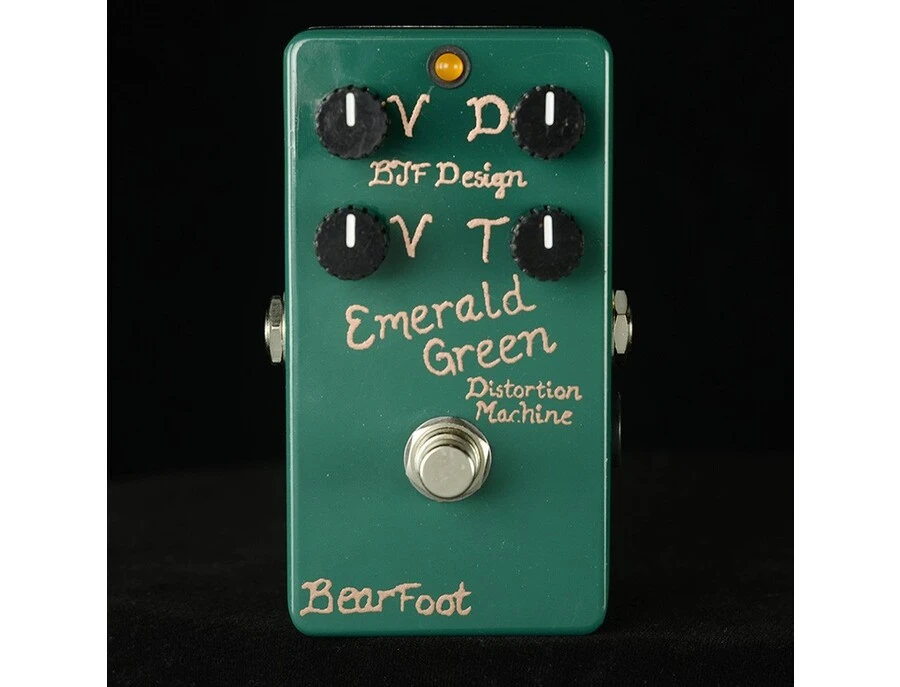 BearFoot FX Emerald Green Distortion Machine - What To Know