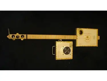 Macanudo Cigar-Box Guitar
