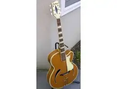 Hofner (Höfner) 462 SubBranded as Gagliano