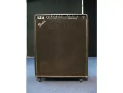 Fender Bass Studio 200 Watt