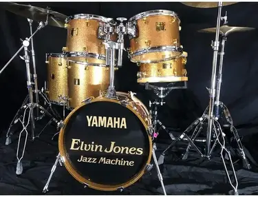 Yamaha Maple Custom Drum Set