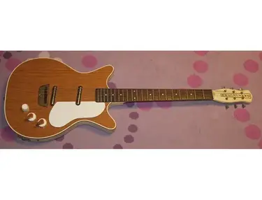 Danelectro Deluxe