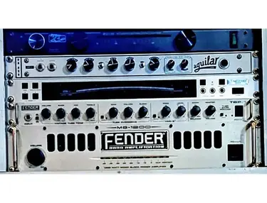 Fender/Aguilar Rack.