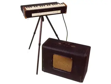 Clavioline Organ