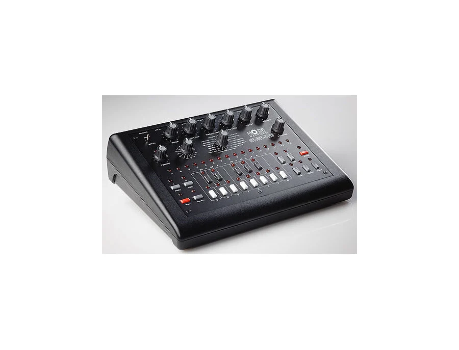Mode Machines - Xoxbox (TB-303 clone) - What To Know & Where To Mode Machines - Xoxbox (TB-303 clone) - What To Know & Where To