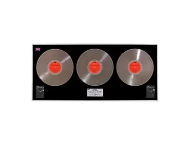 BPI 3x Platinum Sales Award – "The Cream of Eric Clapton"