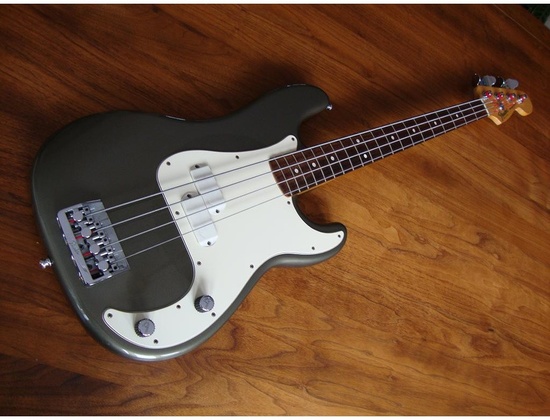 John Deacon's Fender Precision Bass Elite | Equipboard