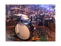 Ludwig Classic in Black finish
