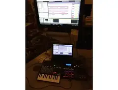 Akai mini main image