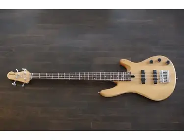Yamaha BB404 Electric Bass