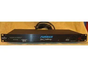 Furman AR 117