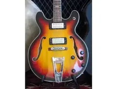Univox Hollowbody 12-String