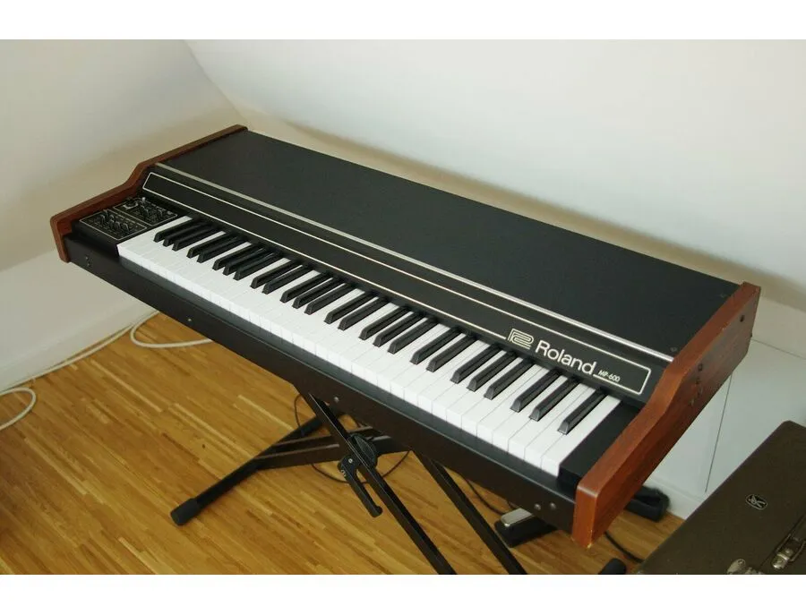 Roland MP-600 Electronic Piano - What To Know & Where To Buy Roland MP-600 Electronic Piano - What To Know & Where To Buy