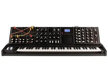 Moog Tolex Minimoog Voyager XL